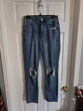 American Eagle Comfort Stretch Mom Jeans